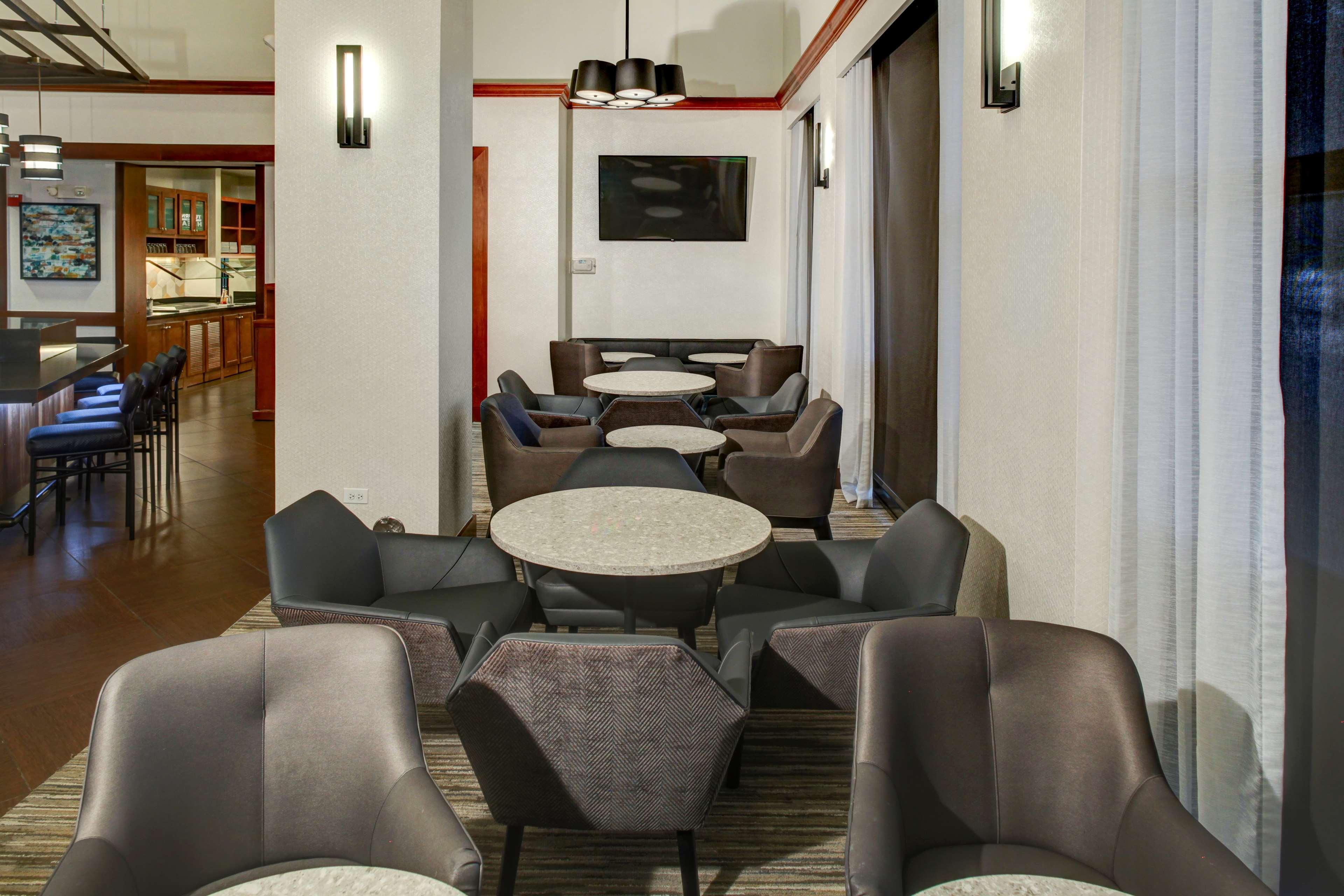 Hyatt Place Albuquerque Airport Экстерьер фото