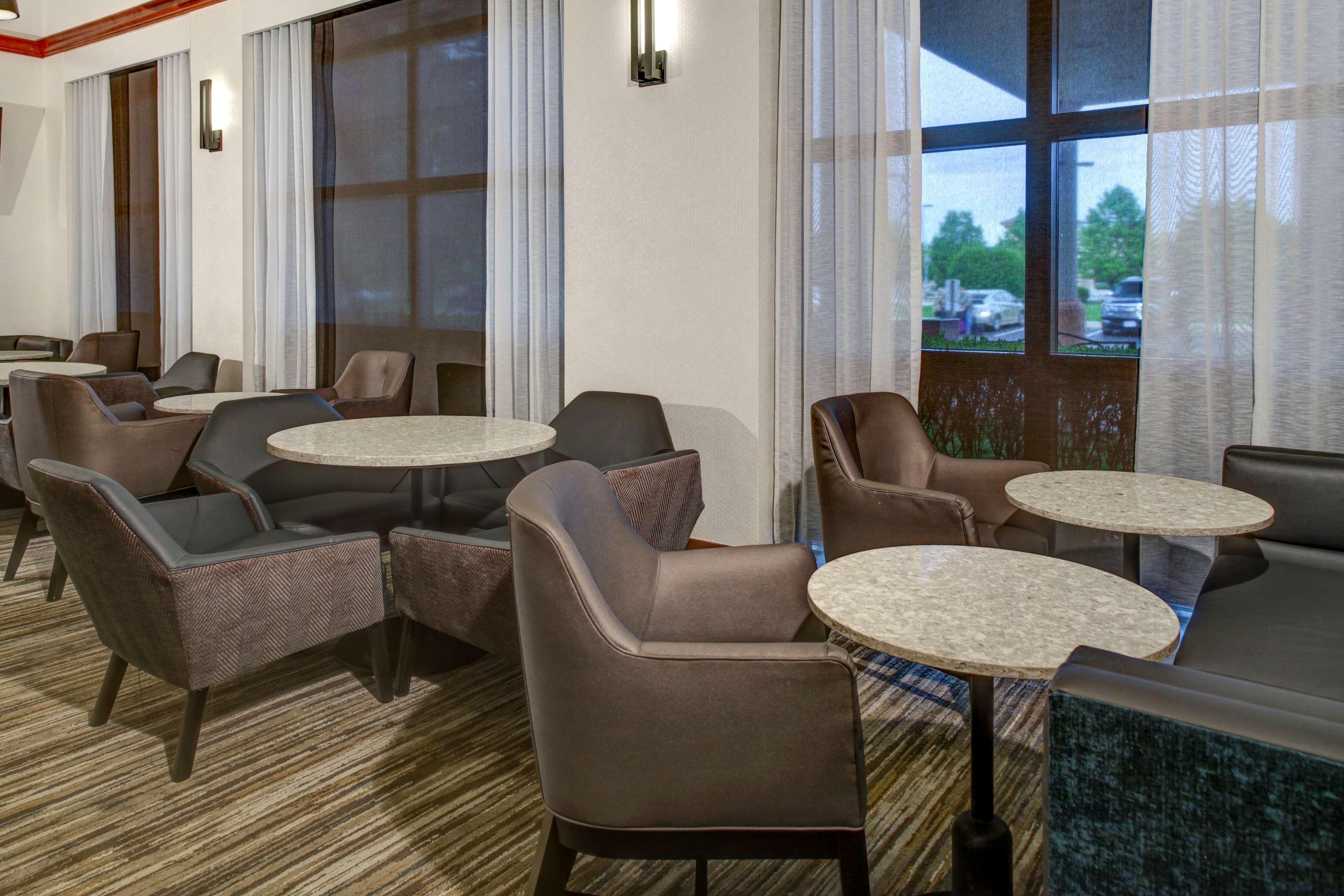 Hyatt Place Albuquerque Airport Экстерьер фото