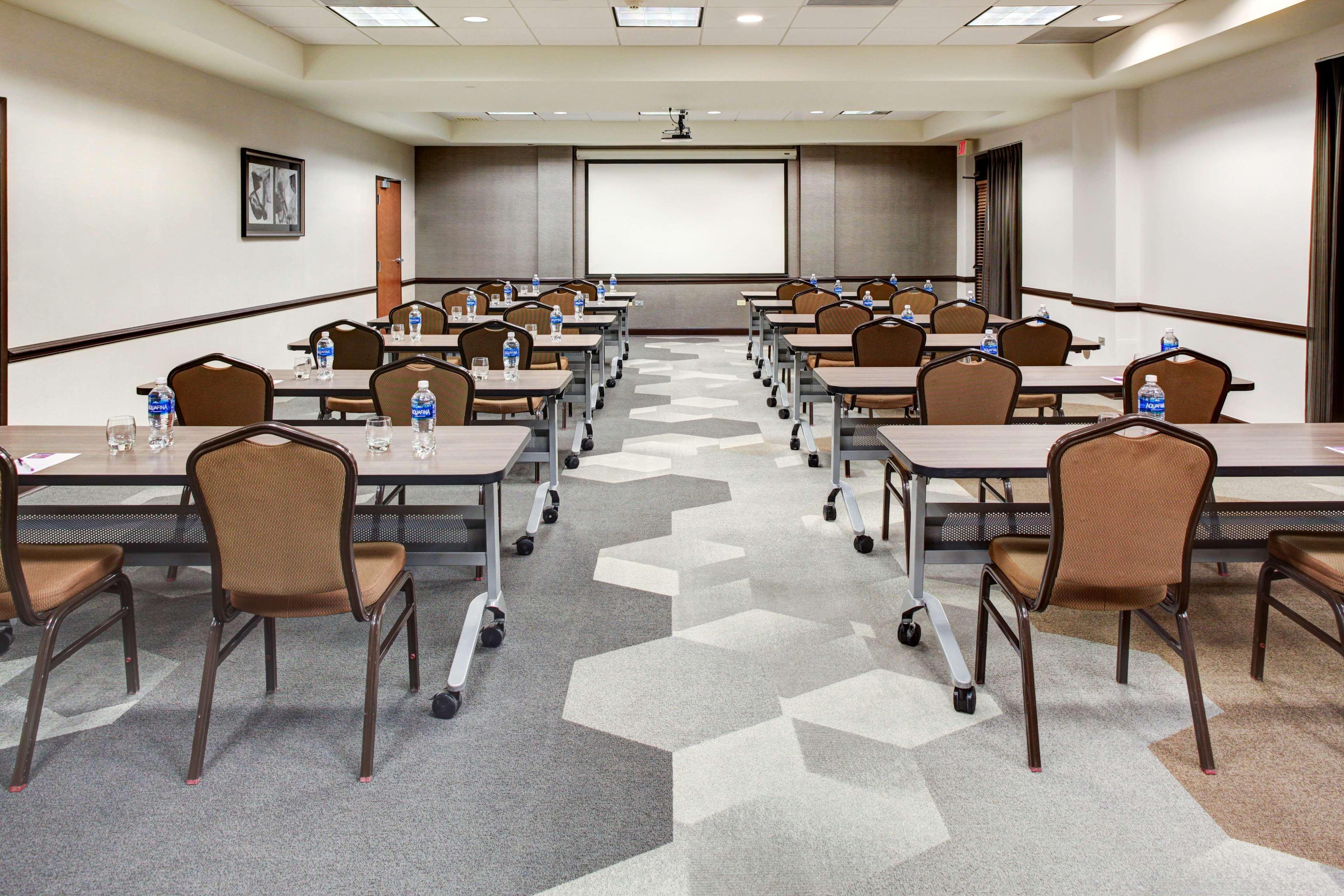 Hyatt Place Albuquerque Airport Экстерьер фото